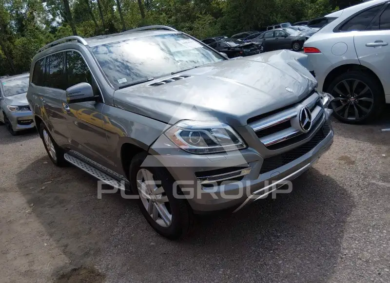 2016 Mercedes Benz GL 450 photo