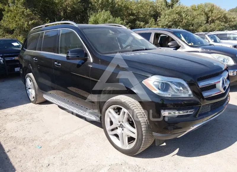 2016 Mercedes Benz GL 450 photo