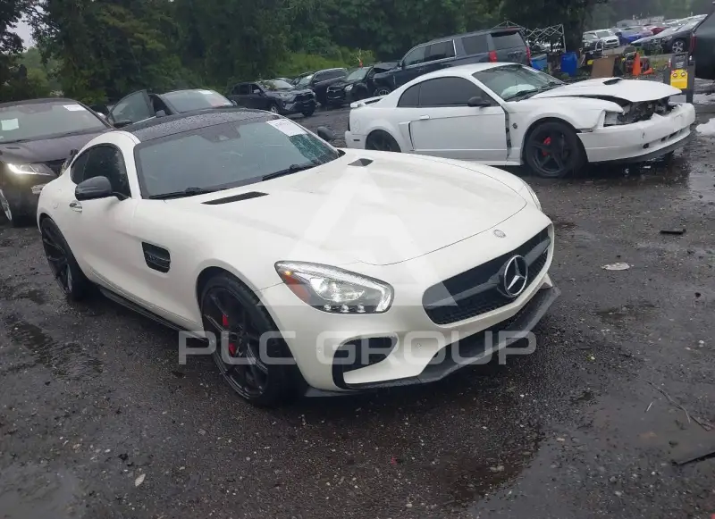 2016 Mercedes Benz GT photo