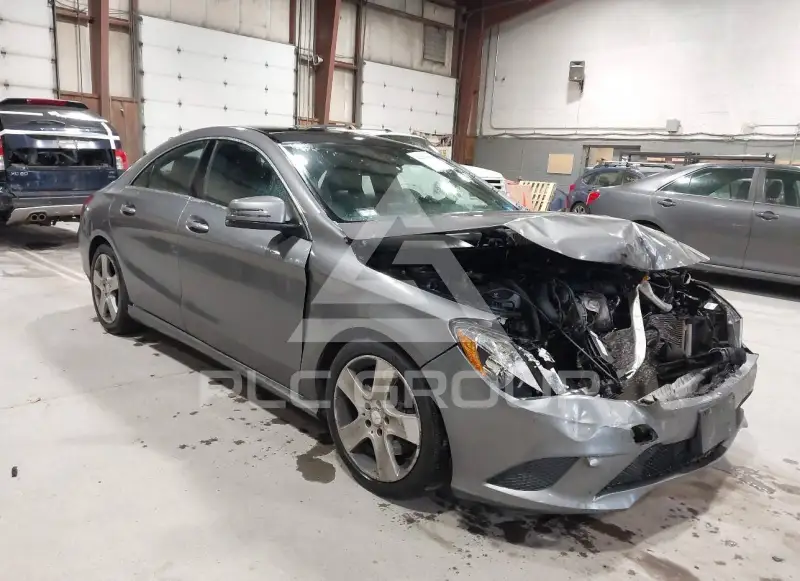 2016 Mercedes Benz CLA-Class фото