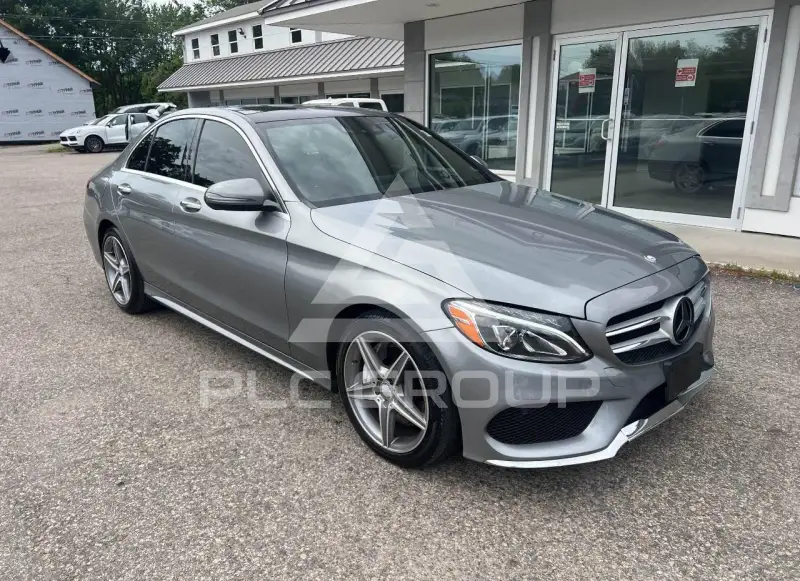 2016 Mercedes Benz C 300 фото