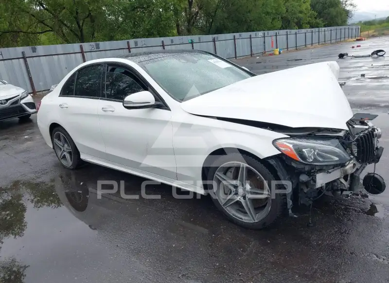 2016 Mercedes Benz C 300 photo