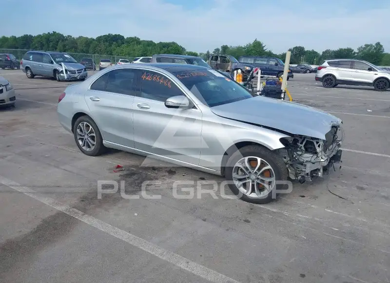 2016 Mercedes Benz C 300 фото