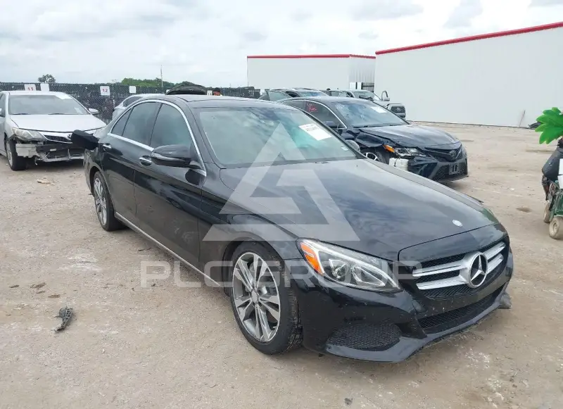 2016 Mercedes Benz C 300 фото