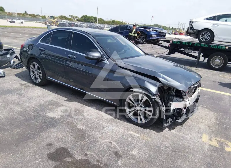 2016 Mercedes Benz C 300 фото