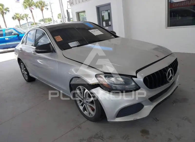 2016 Mercedes Benz C 300 фото
