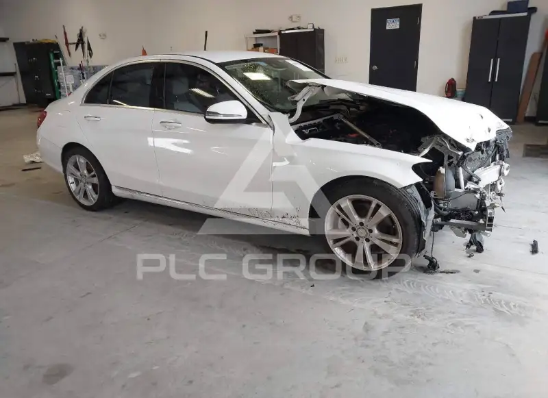 2016 Mercedes Benz C 300 фото