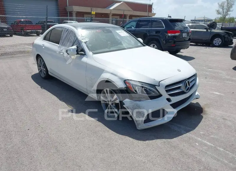 2016 Mercedes Benz C 300 фото