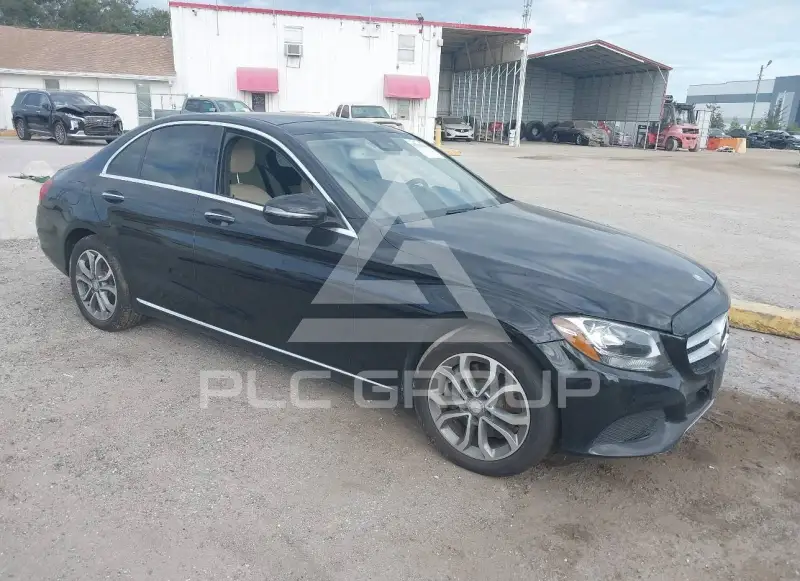 2016 Mercedes Benz C 300 photo