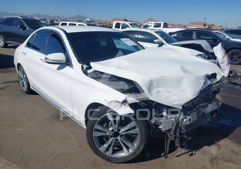 2016 Mercedes Benz C 300 фото