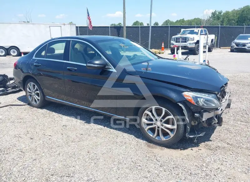 2016 Mercedes Benz C 300 photo