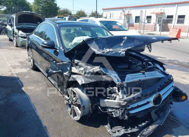 2016 Mercedes Benz C 300 photo