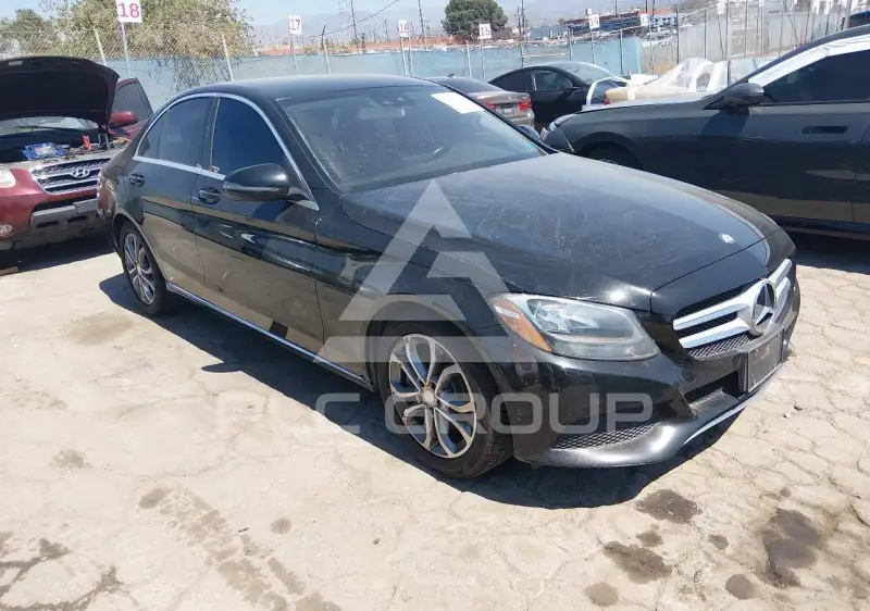 2016 Mercedes Benz C 300 photo