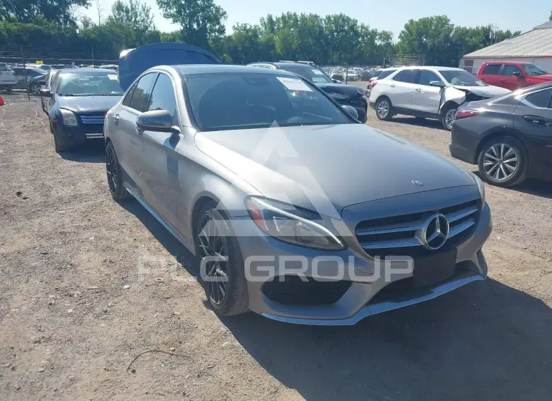 2016 Mercedes Benz C 300 фото
