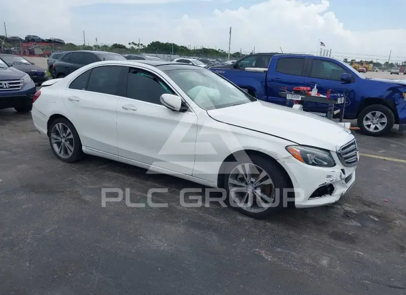 2016 Mercedes Benz C 300 фото