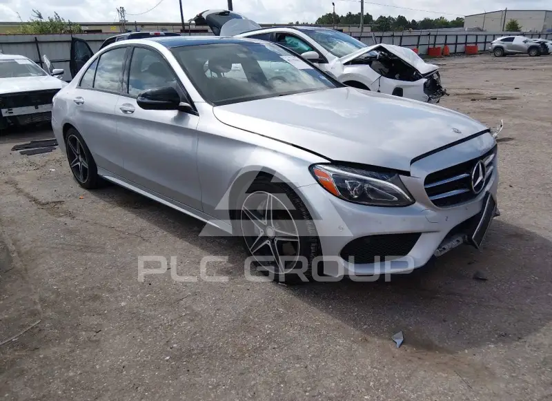 2016 Mercedes Benz C 300 photo