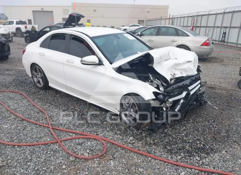 2016 Mercedes Benz C 300 фото
