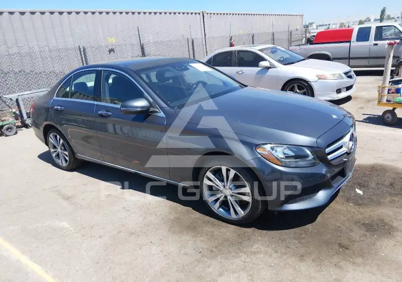2016 Mercedes Benz C 300 фото