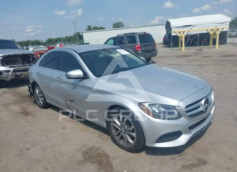 2016 Mercedes Benz C 300 фото