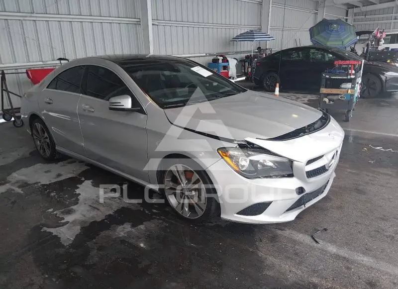 2016 Mercedes Benz CLA 250 фото