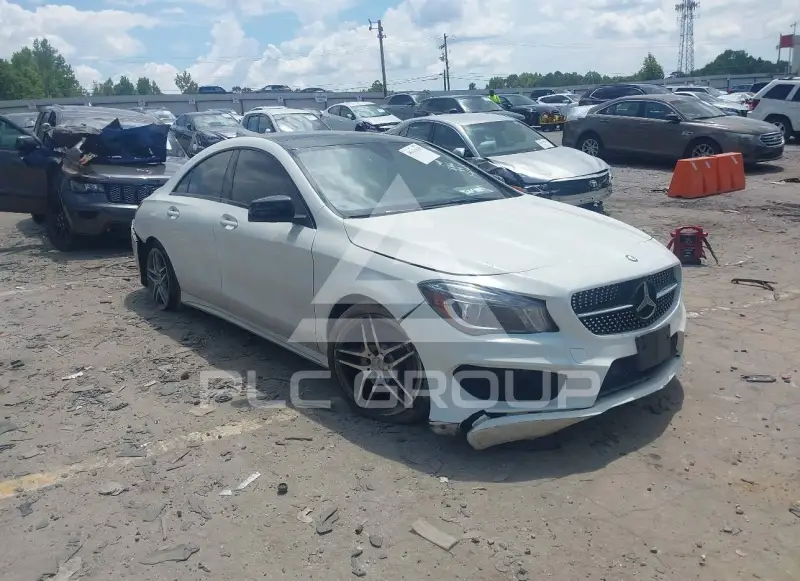 2016 Mercedes Benz CLA 250 фото