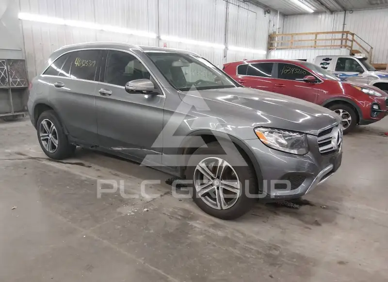 2016 Mercedes Benz GLC 300 фото