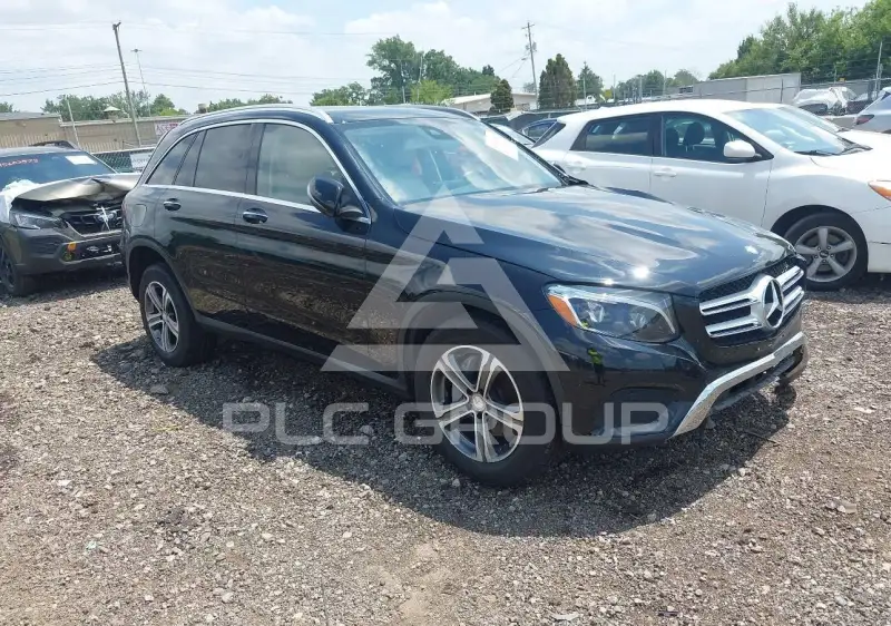 2016 Mercedes Benz GLC 300 фото