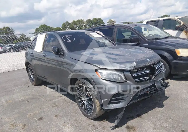 2016 Mercedes Benz GLC 300 фото