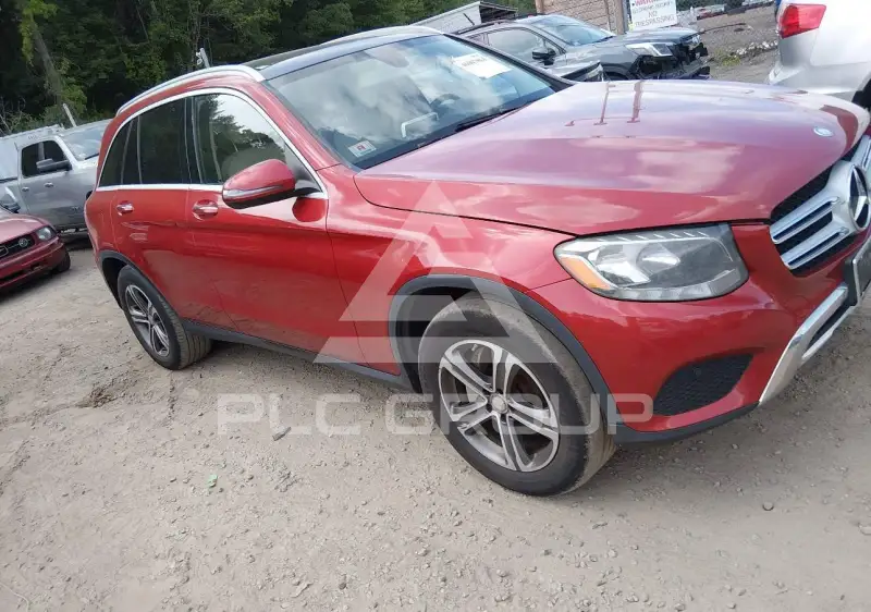 2016 Mercedes Benz GLC 300 photo