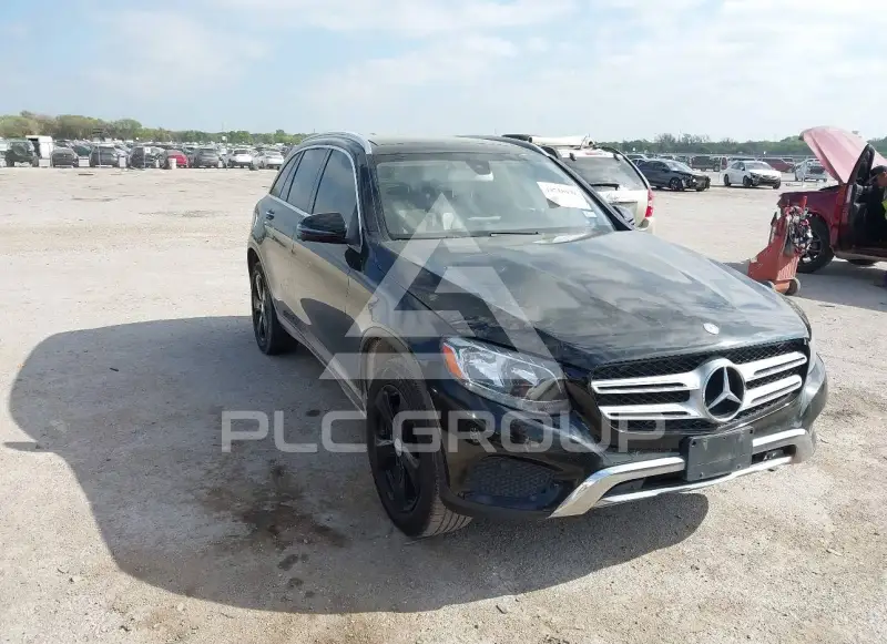 2016 Mercedes Benz GLC 300 фото