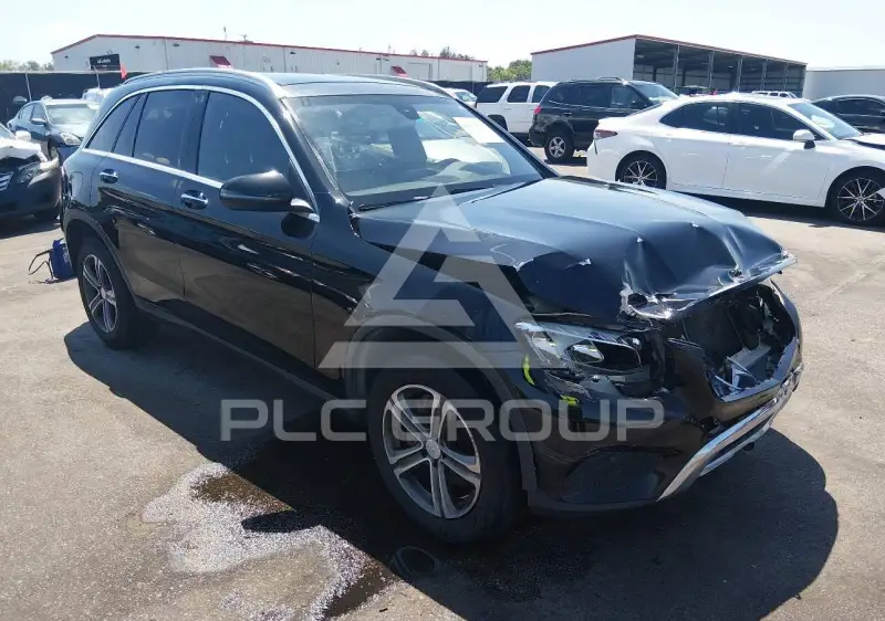 2016 Mercedes Benz GLC 300 фото