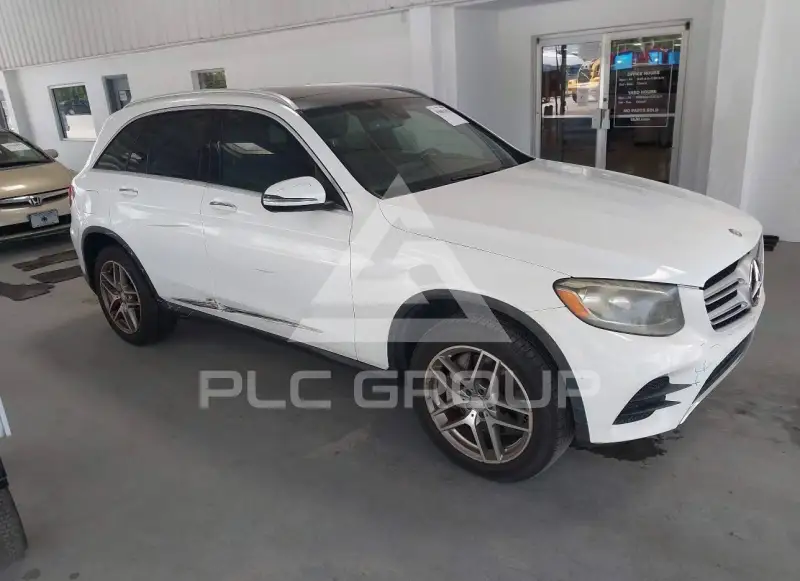 2016 Mercedes Benz GLC 300 фото