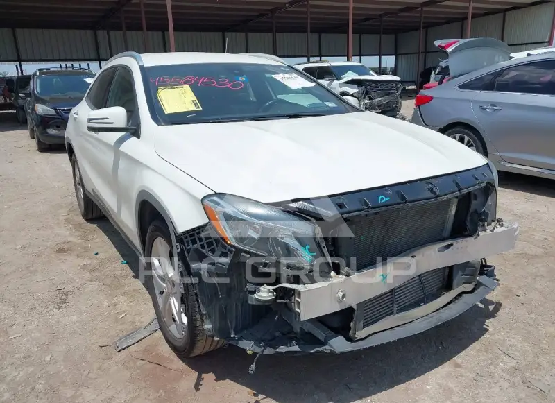 2016 Mercedes Benz GLA 250 фото