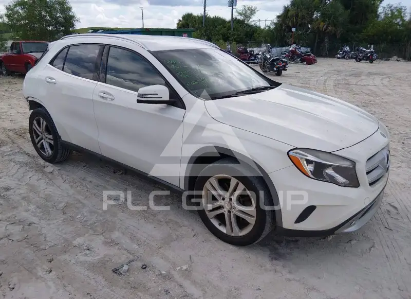 2016 Mercedes Benz GLA 250 фото