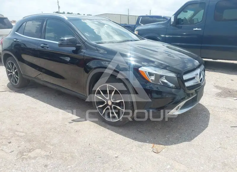 2016 Mercedes Benz GLA 250 фото