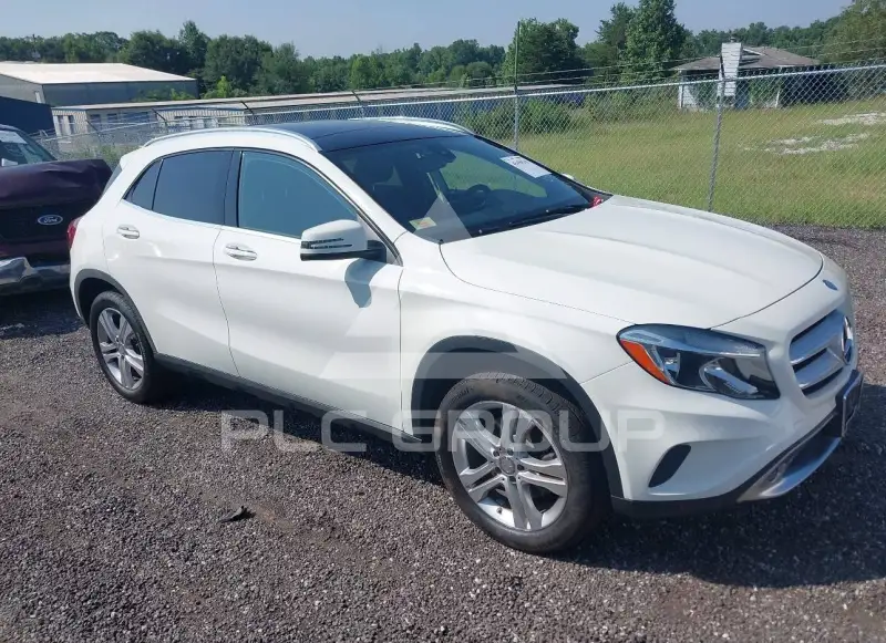 2016 Mercedes Benz GLA 250 фото