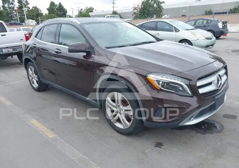2016 Mercedes Benz GLA 250 photo