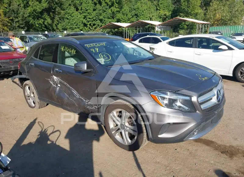 2016 Mercedes Benz GLA 250 фото