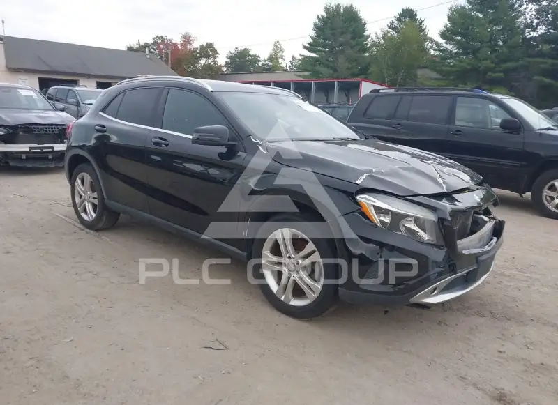 2016 Mercedes Benz GLA 250 photo