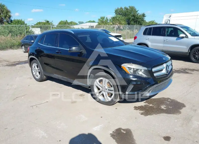 2016 Mercedes Benz GLA 250 photo