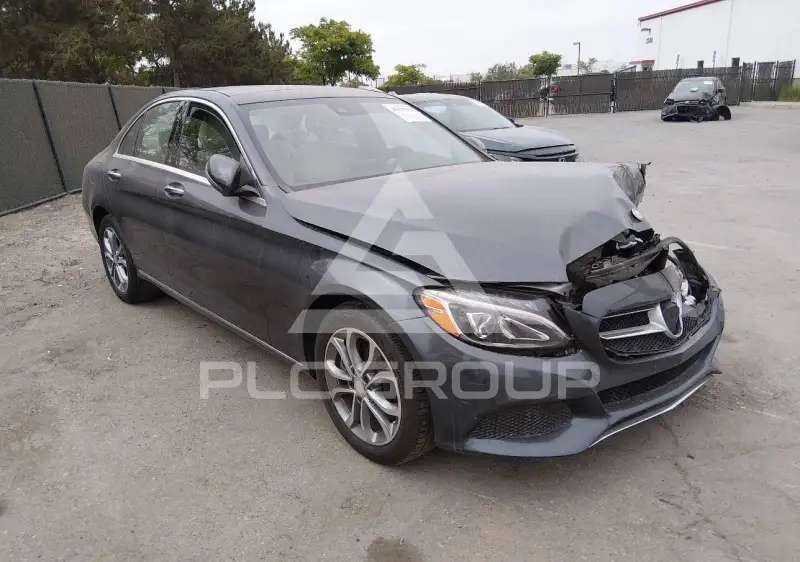 2016 Mercedes Benz C-Class photo