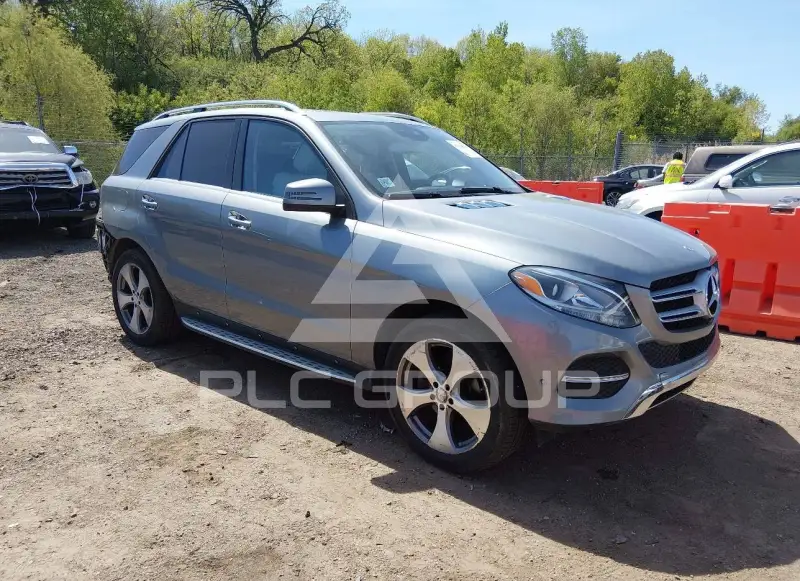 2016 Mercedes Benz GLE 350 photo