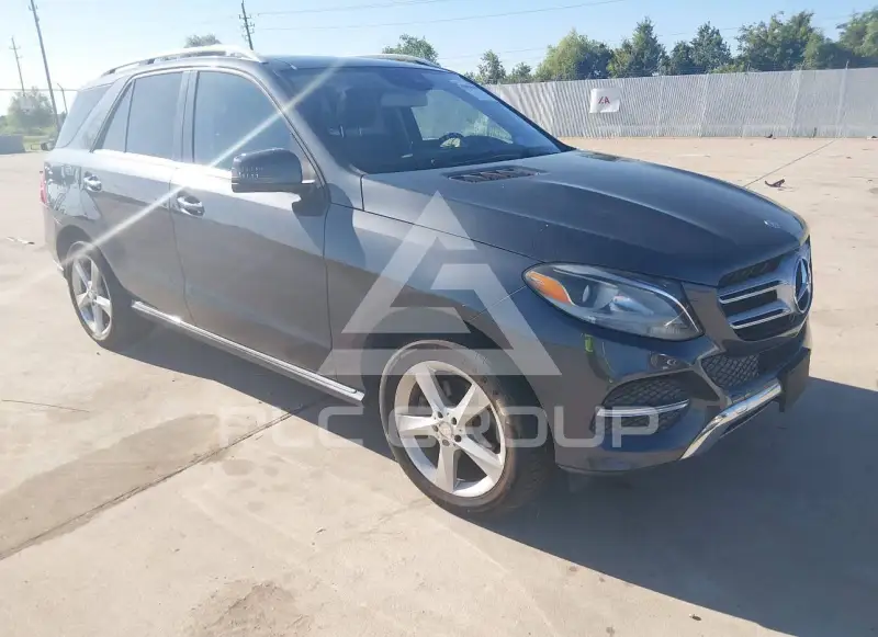 2016 Mercedes Benz GLE 350 фото