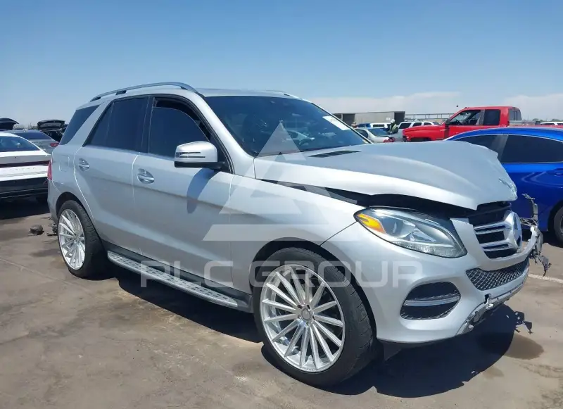 2016 Mercedes Benz GLE 350 фото