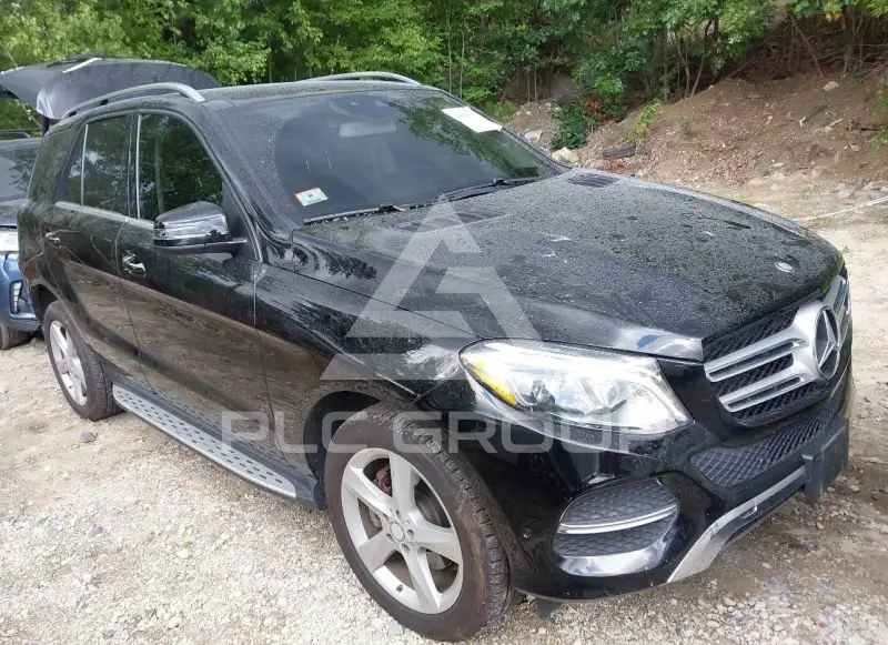 2016 Mercedes Benz GLE 350 фото