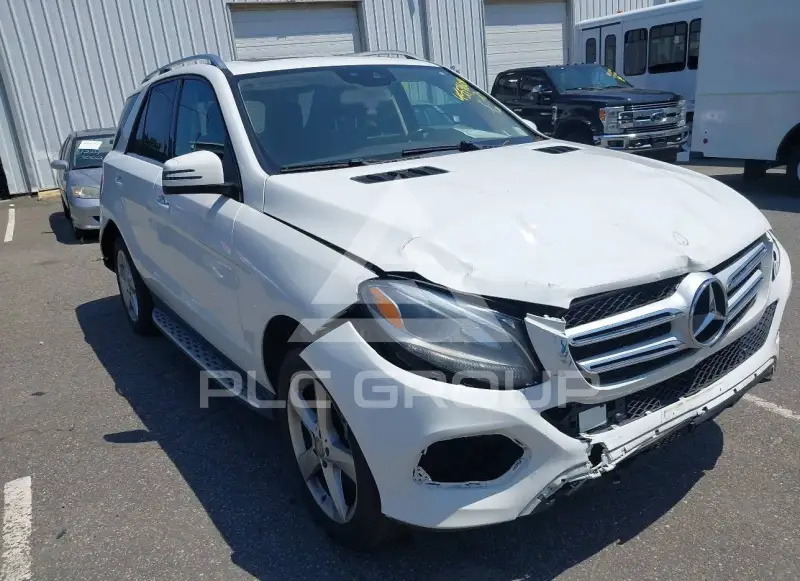 2016 Mercedes Benz GLE 350 фото