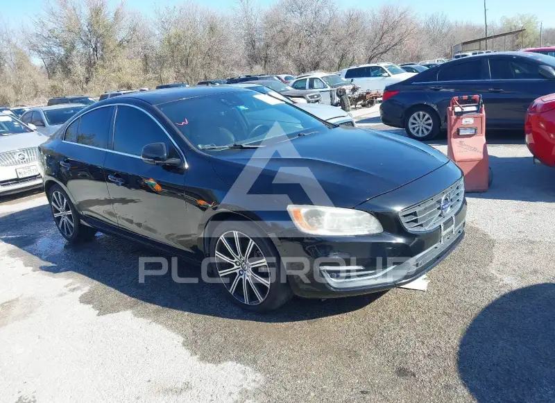 2016 Volvo S60 photo