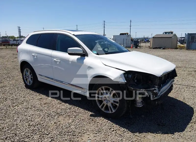 2016 Volvo XC60 photo