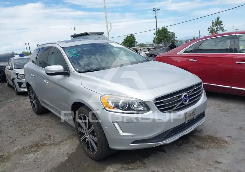 2016 Volvo XC60 фото
