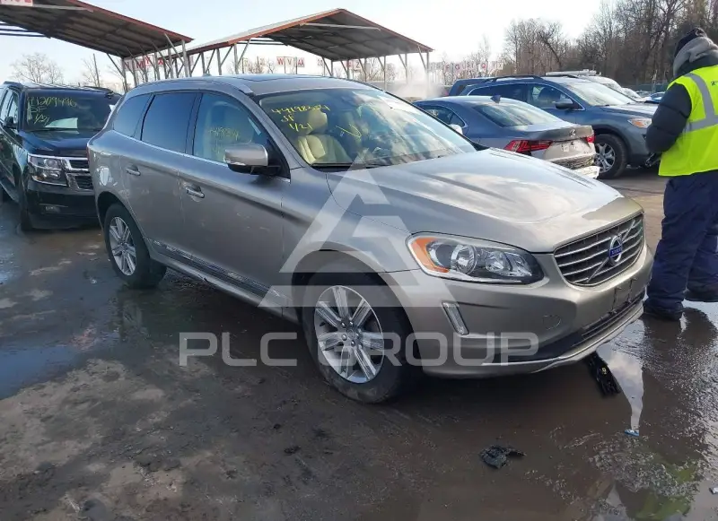 2016 Volvo XC60 photo